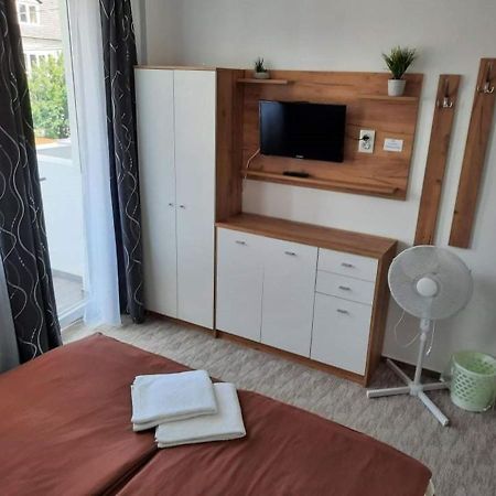 Fiesta Apartman ميسكولك المظهر الخارجي الصورة