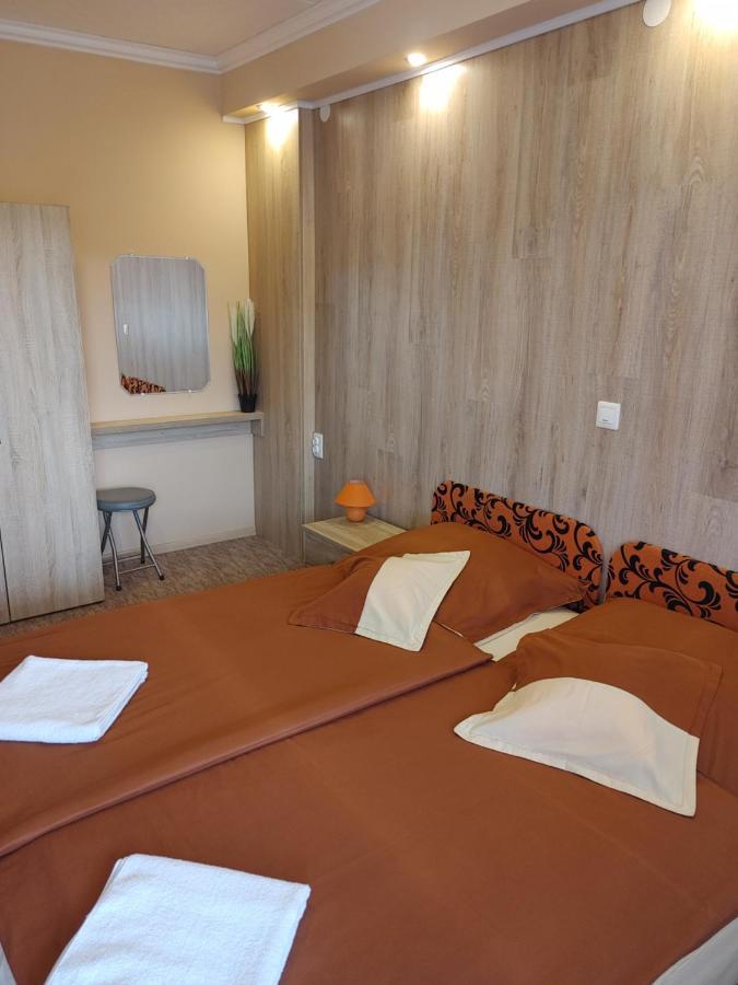 Fiesta Apartman ميسكولك المظهر الخارجي الصورة