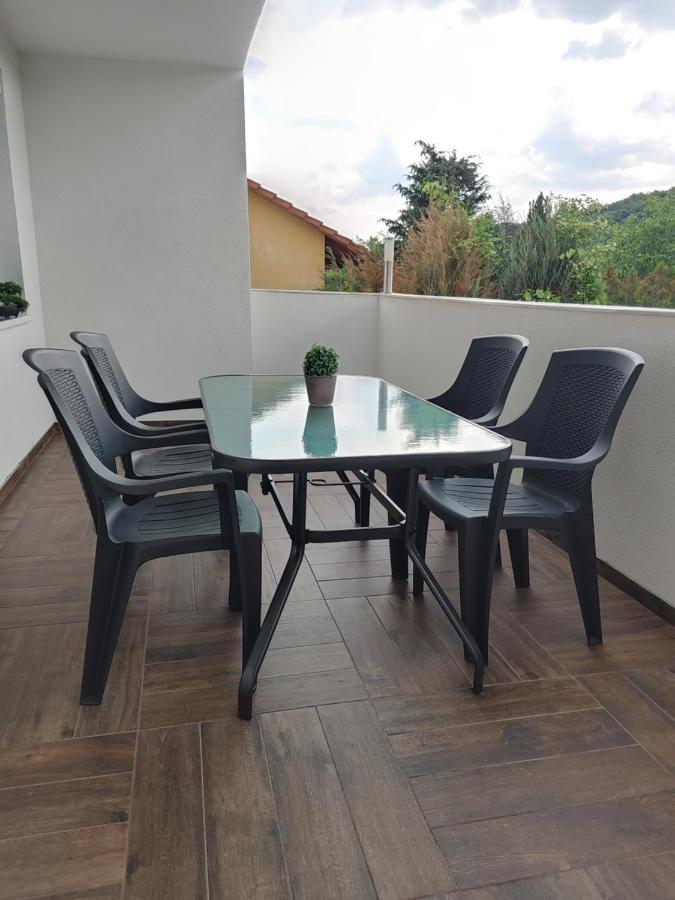 Fiesta Apartman ميسكولك المظهر الخارجي الصورة