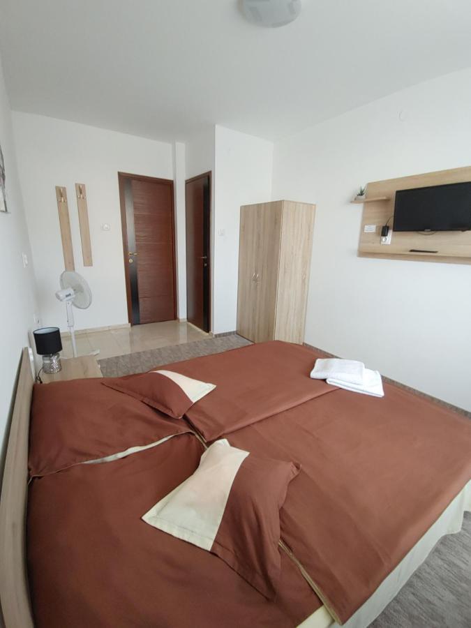 Fiesta Apartman ميسكولك المظهر الخارجي الصورة