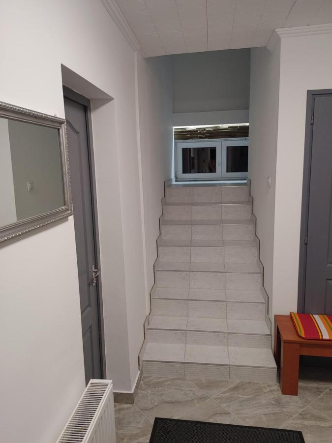 Fiesta Apartman ميسكولك المظهر الخارجي الصورة