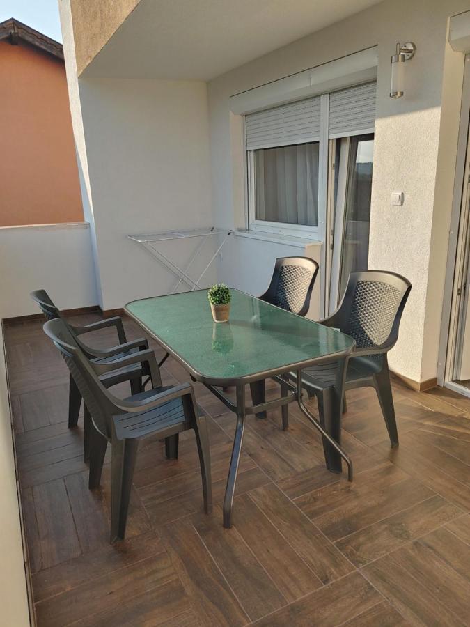 Fiesta Apartman ميسكولك المظهر الخارجي الصورة
