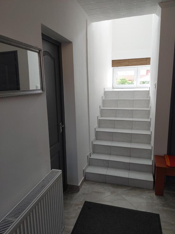Fiesta Apartman ميسكولك المظهر الخارجي الصورة
